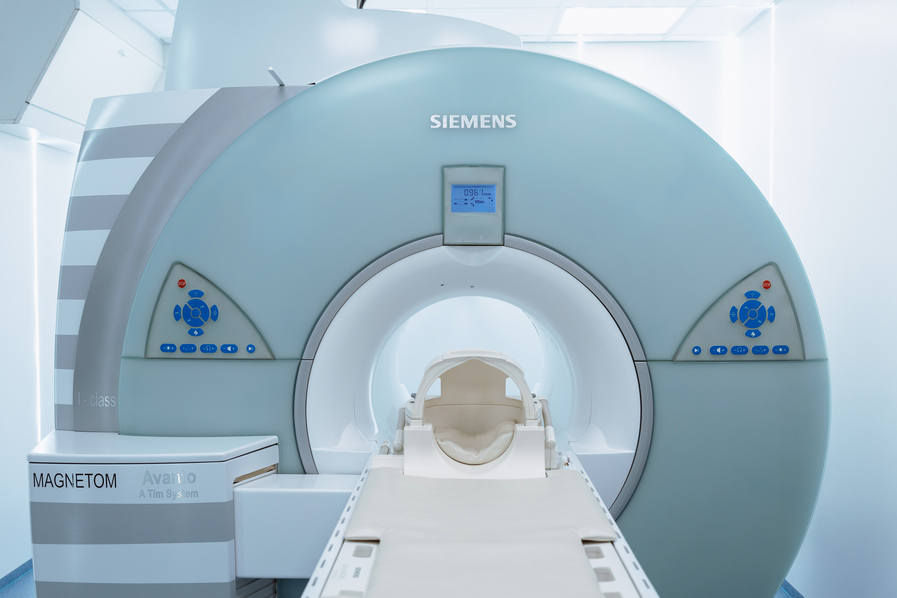 Оснащение диагностического центра "МРТ"  магнитно-резонансным томографом Siemens MAGNETOM Avanto Tim