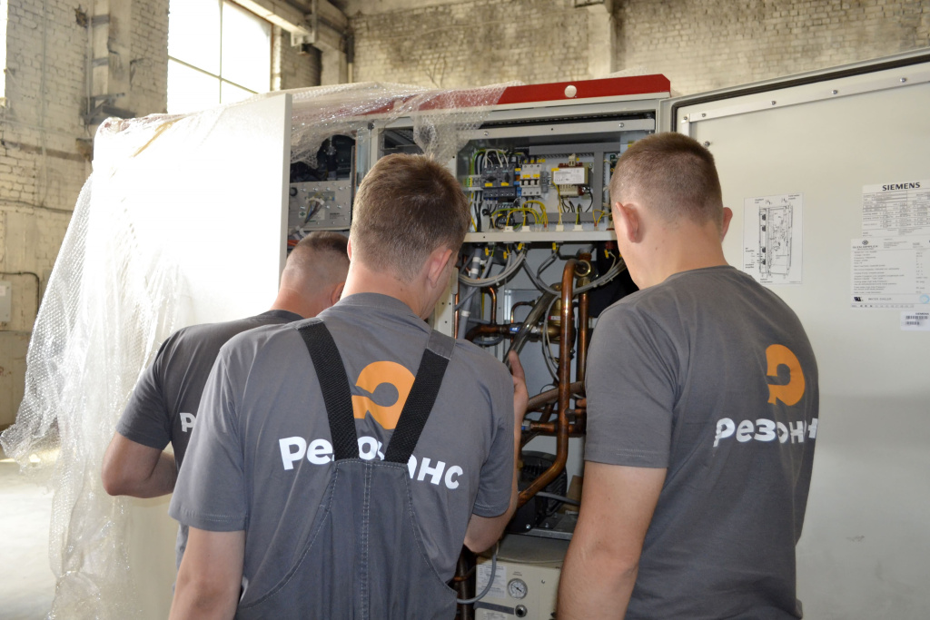 Поступление на склад "Резонанс" МРТ Siemens Magnetom Essenza Tim Dot 1,5Т