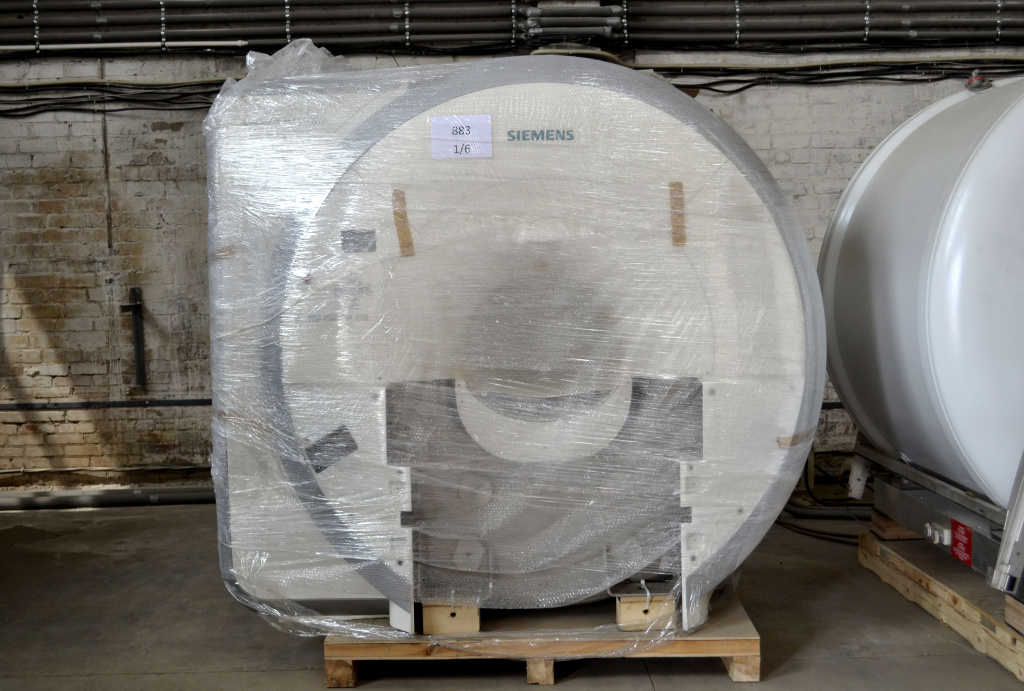 Поступление на склад "Резонанс" МРТ Siemens Magnetom Essenza Tim Dot 1,5Т