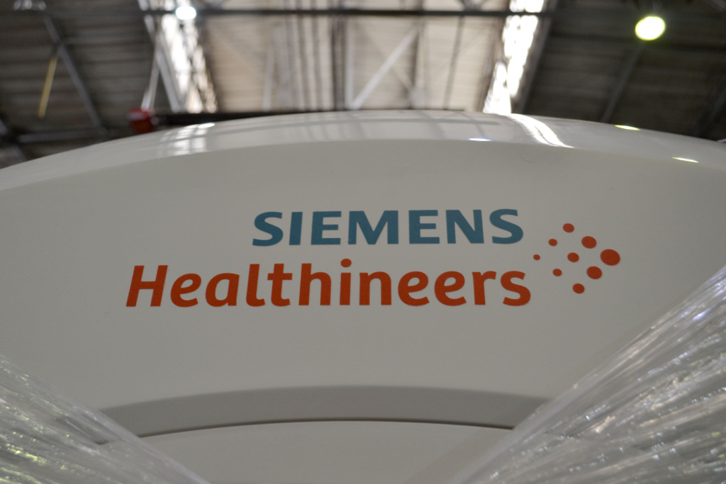 Поступление на склад ГК Резонанс МРТ Siemens Magnetom Sempra